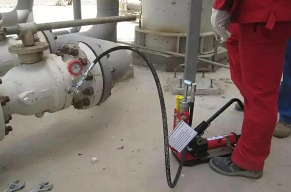 閥門注脂時的維護(hù)保養(yǎng)工作- 上海昆煉閥門制造有限公司 閥門注脂時的維護(hù)保養(yǎng)工作- 上海昆煉閥門制造有限公司